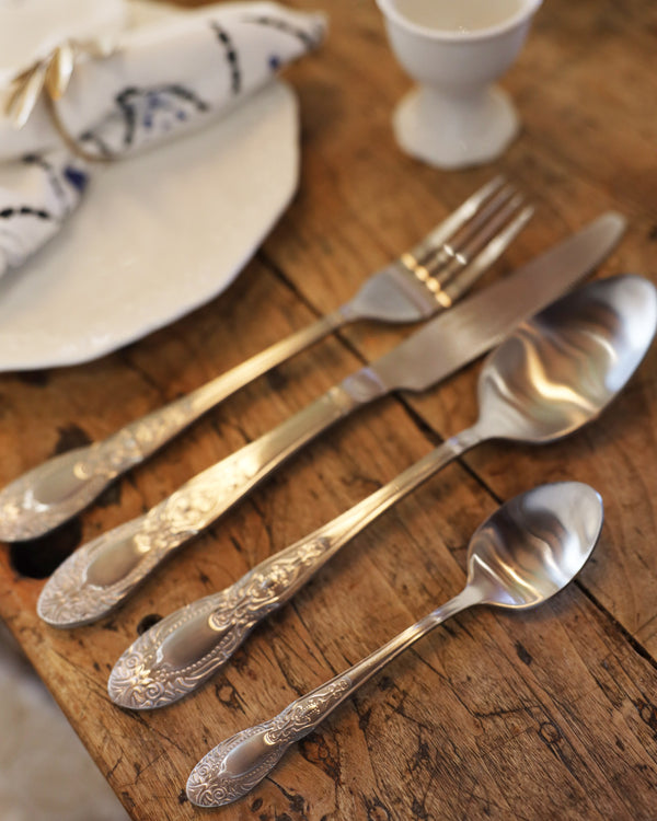 16 Piece Cutlery Set for 4